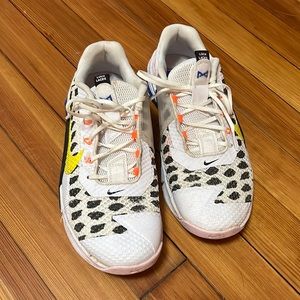 Nike Metcon 7 White Black Print Women size 8.5